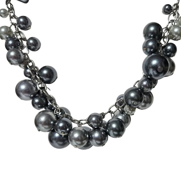 Elegant Silver Beaded Cluster Necklace Retro 60s Classic Fashion Jewelry Women - Picture 1 of 4